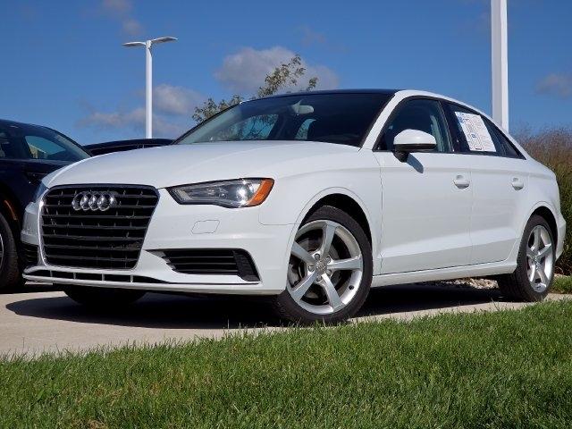 Audi A3 1.8T Premium FWD S tronic 2015