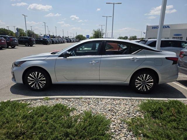Nissan Altima 2.5 SV AWD 2025