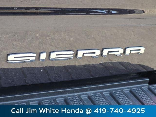 GMC Sierra 1500 Denali Crew Cab Short Box 4WD 2023