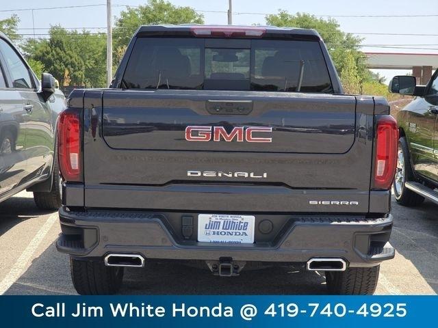 GMC Sierra 1500 Denali Crew Cab Short Box 4WD 2023