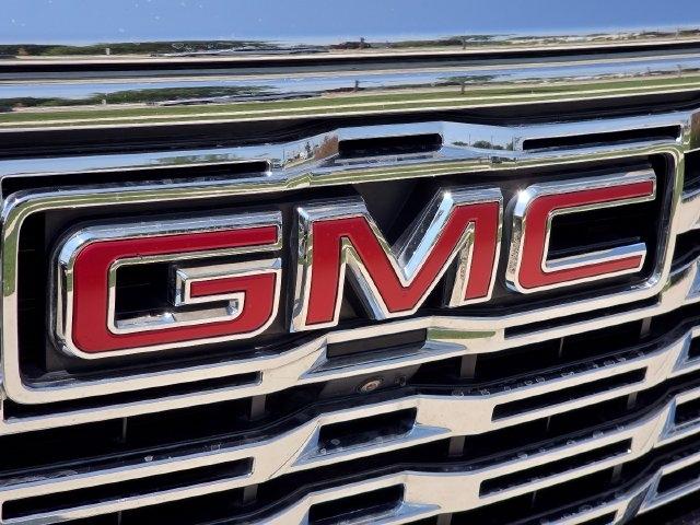 GMC Sierra 1500 Denali Crew Cab Short Box 4WD 2023