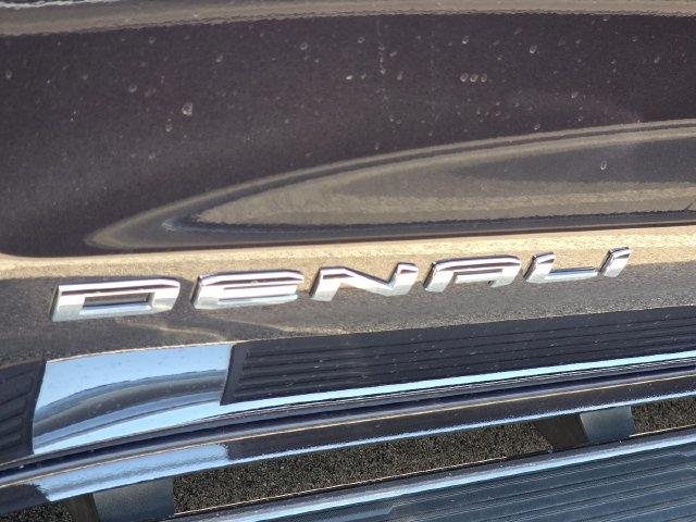 GMC Sierra 1500 Denali Crew Cab Short Box 4WD 2023