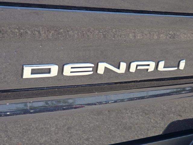 GMC Sierra 1500 Denali Crew Cab Short Box 4WD 2023