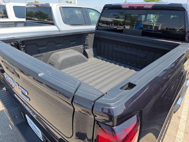 GMC Sierra 1500 Denali Crew Cab Short Box 4WD 2023