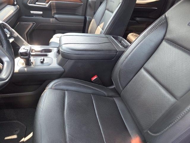 GMC Sierra 1500 Denali Crew Cab Short Box 4WD 2023