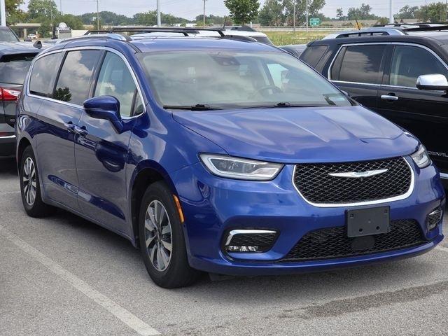 Chrysler Pacifica Hybrid Touring L 2021