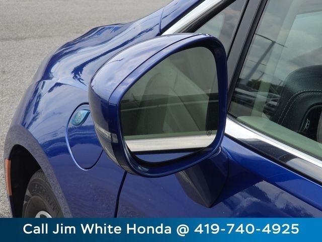 Chrysler Pacifica Hybrid Touring L 2021