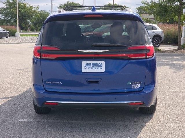 Chrysler Pacifica Hybrid Touring L 2021