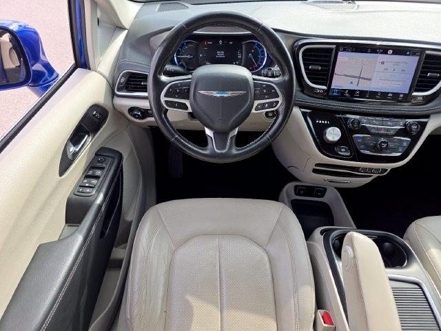 Chrysler Pacifica Hybrid Touring L 2021