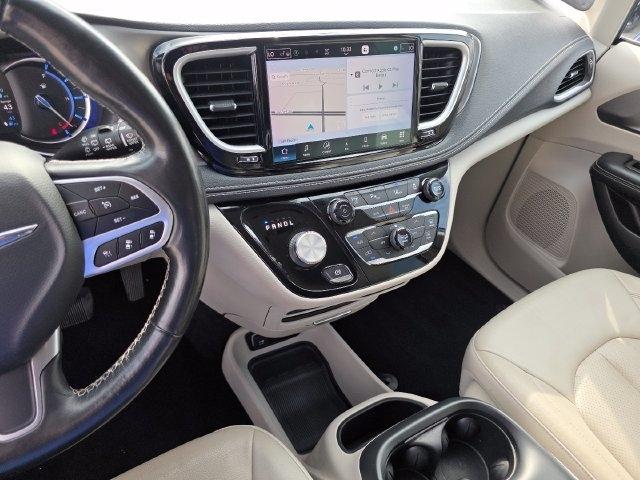 Chrysler Pacifica Hybrid Touring L 2021