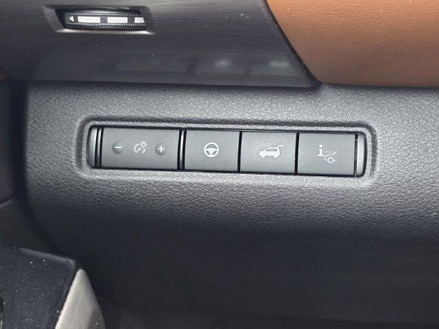 Nissan Pathfinder Platinum 4WD 2023