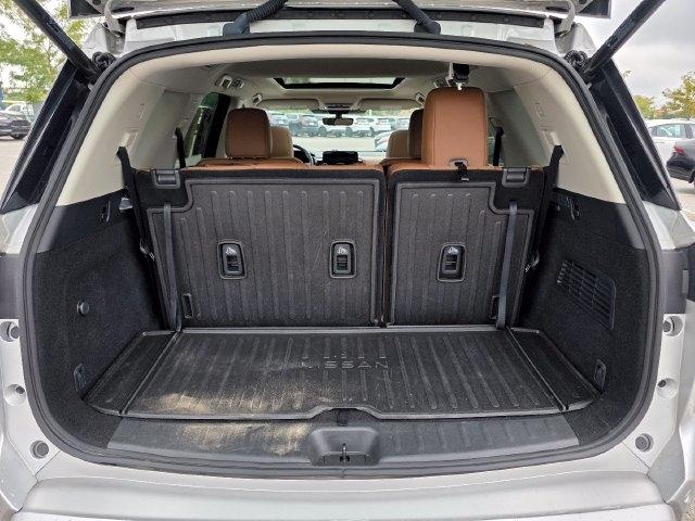 Nissan Pathfinder Platinum 4WD 2023