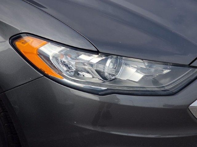 Ford Fusion SE 2017