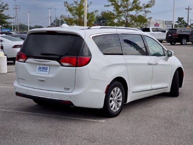 Chrysler Pacifica Touring-L 2018
