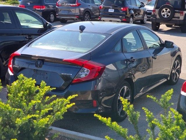 Honda Civic Touring Sedan CVT 2016