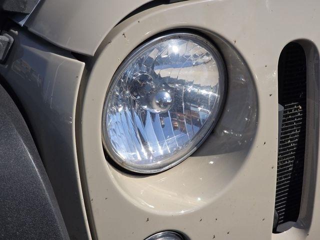Jeep Wrangler Sport 4WD 2016