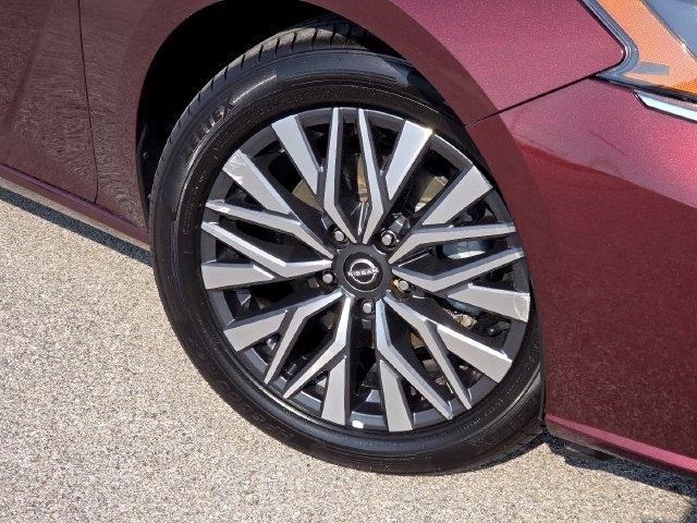 Nissan Altima 2.5 SV 2025