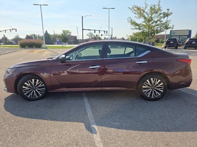 Nissan Altima 2.5 SV 2025