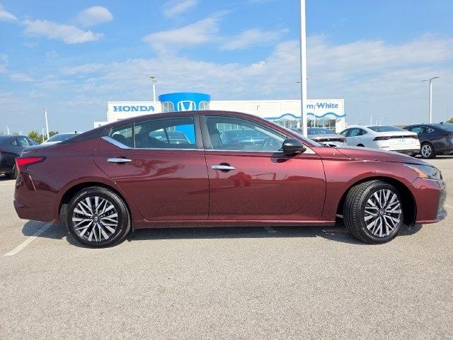 Nissan Altima 2.5 SV 2025