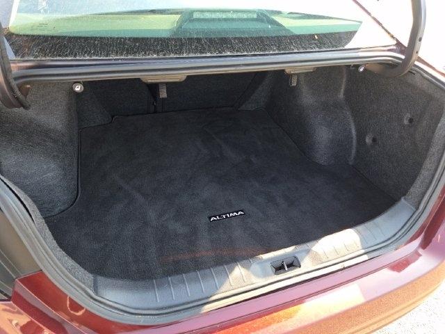 Nissan Altima 2.5 SV 2025