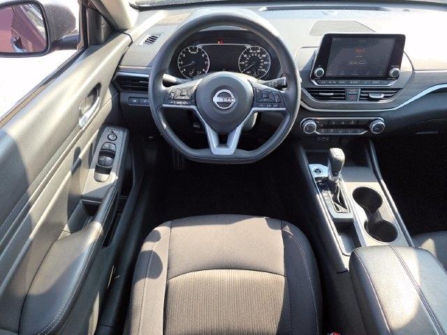 Nissan Altima 2.5 SV 2025