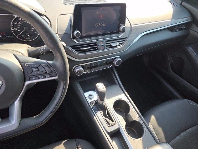 Nissan Altima 2.5 SV 2025