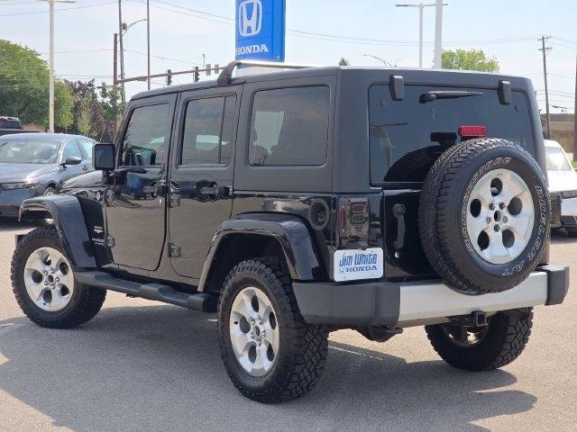 Jeep Wrangler Unlimited Sahara 4WD 2014