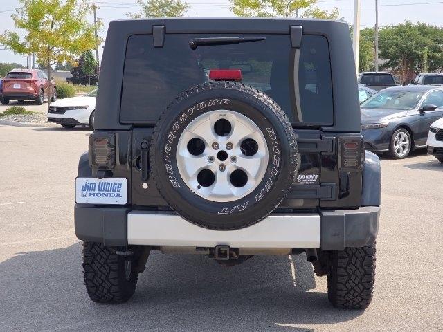 Jeep Wrangler Unlimited Sahara 4WD 2014