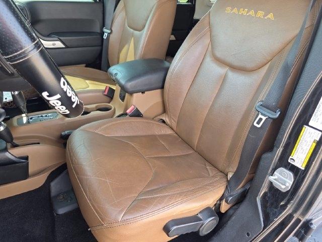 Jeep Wrangler Unlimited Sahara 4WD 2014