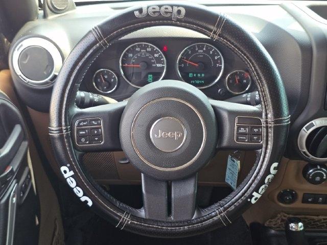 Jeep Wrangler Unlimited Sahara 4WD 2014