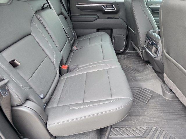 Chevrolet Silverado 1500 LTZ Crew Cab 4WD 2026