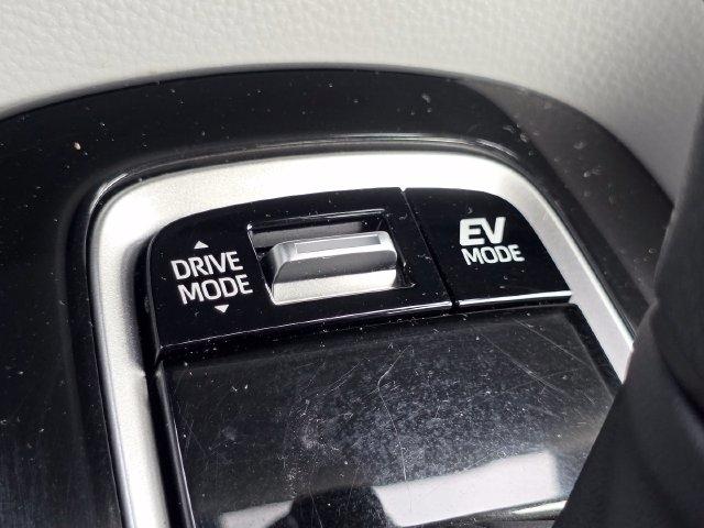 Toyota Corolla Hybrid LE 2025