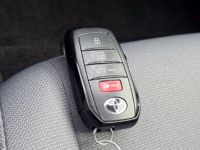 Toyota Corolla Hybrid LE 2025