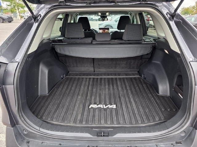 Toyota RAV4 Hybrid LE 2024
