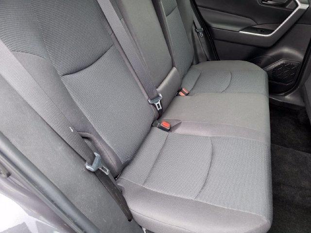 Toyota RAV4 Hybrid LE 2024