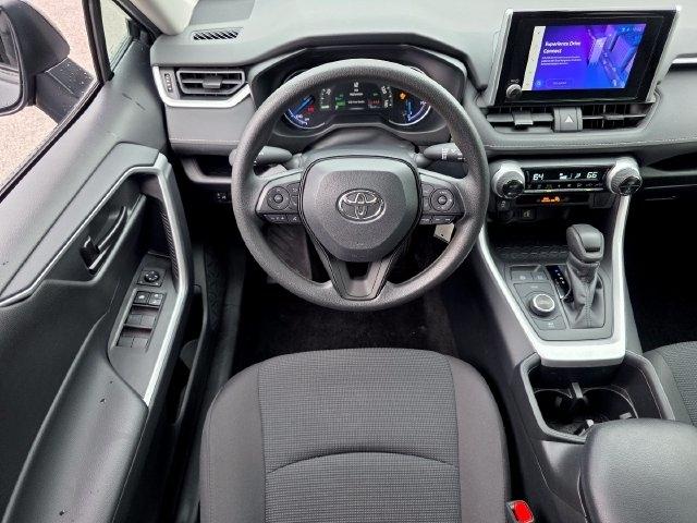 Toyota RAV4 Hybrid LE 2024