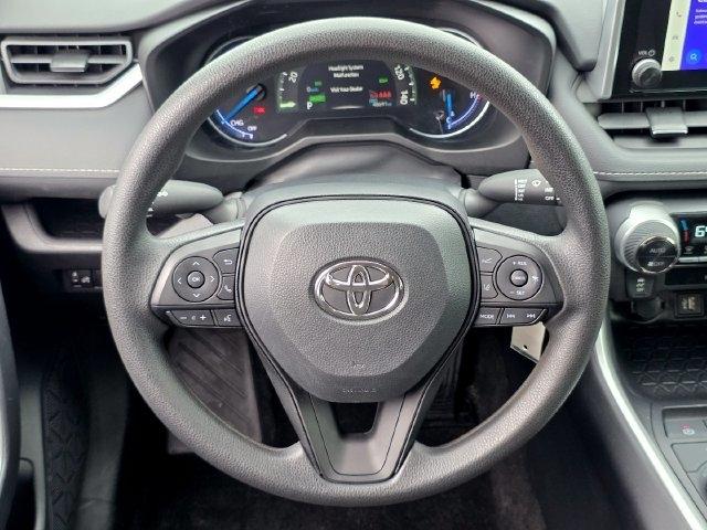 Toyota RAV4 Hybrid LE 2024