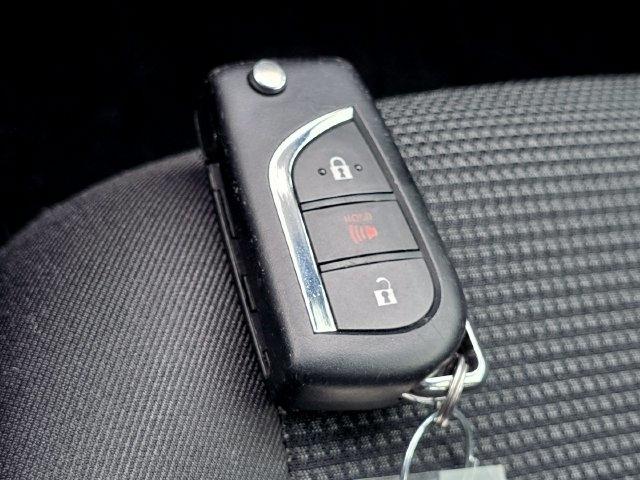Toyota RAV4 Hybrid LE 2024