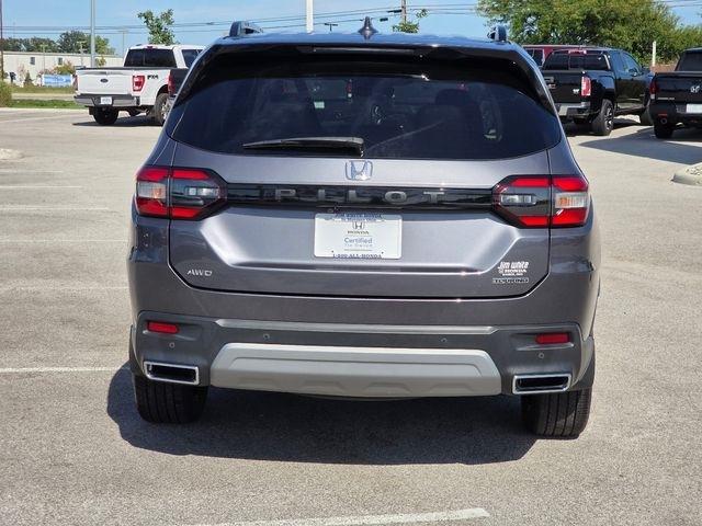 Honda Pilot Touring AWD 2025