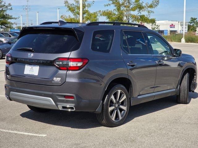 Honda Pilot Touring AWD 2025
