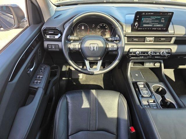 Honda Pilot Touring AWD 2025