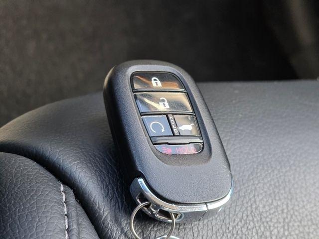 Honda Pilot Touring AWD 2025