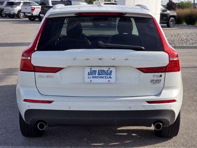 Volvo XC60 T5 Momentum AWD 2020