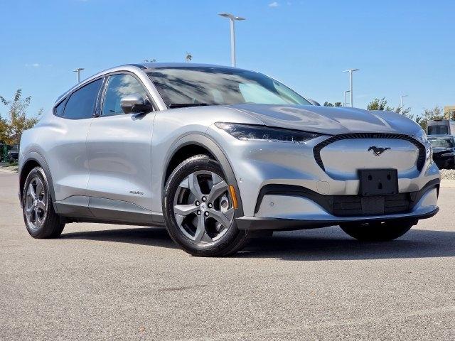 Ford Mustang Mach-E Select AWD 2021