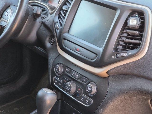 Jeep Cherokee Limited FWD 2015