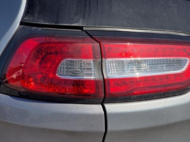 Jeep Cherokee Limited FWD 2015