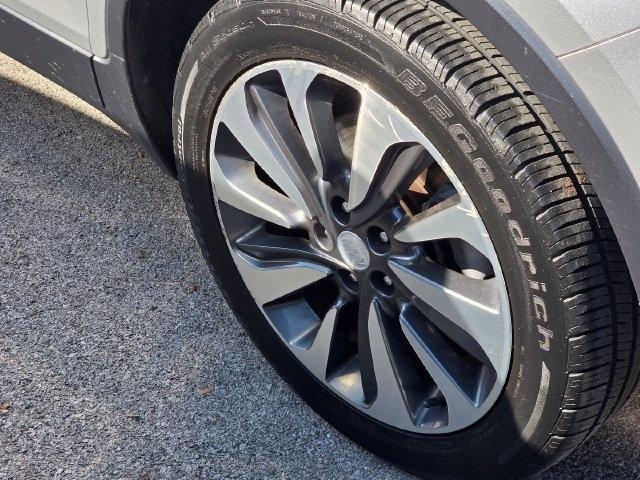 Buick Encore Essence FWD 2019
