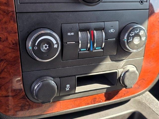 Chevrolet Tahoe LS 2WD 2013