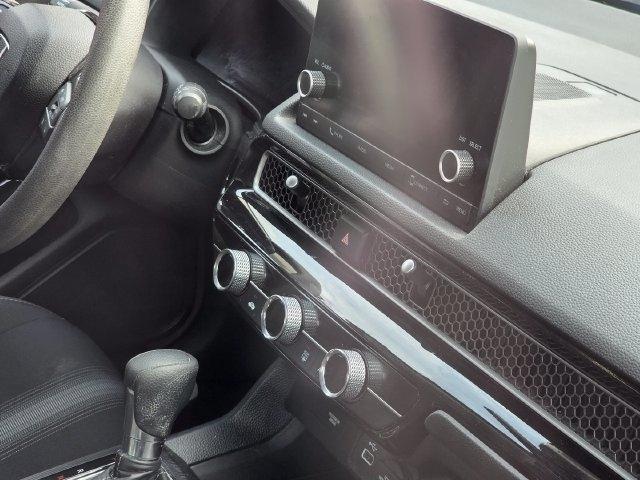 Honda Civic LX Hatchback 2024