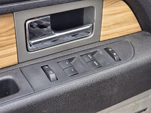 Ford F-150 Lariat SuperCrew 6.5-ft. Bed 4WD 2011
